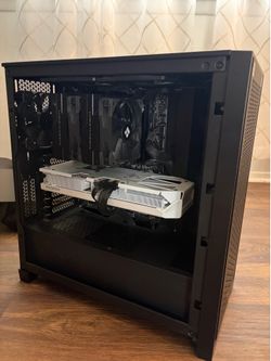 Gaming PC - Ryzen 9 7900X3D and RX 9070XT