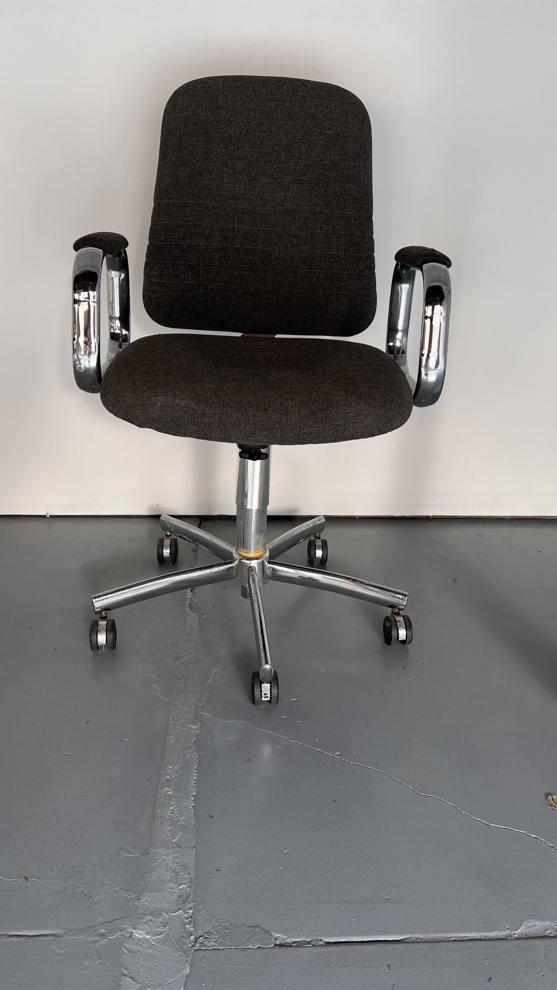 Delivery Available! ECK ADAMS Vintage Office Management Chair 5253 MCM Swivel Rolling Gray 