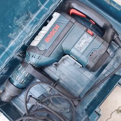 Bosch Rh745 Sds Max Rotoryhammer 