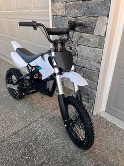 72v Razor