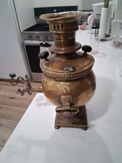 19 th centry Rusdian tea  urn