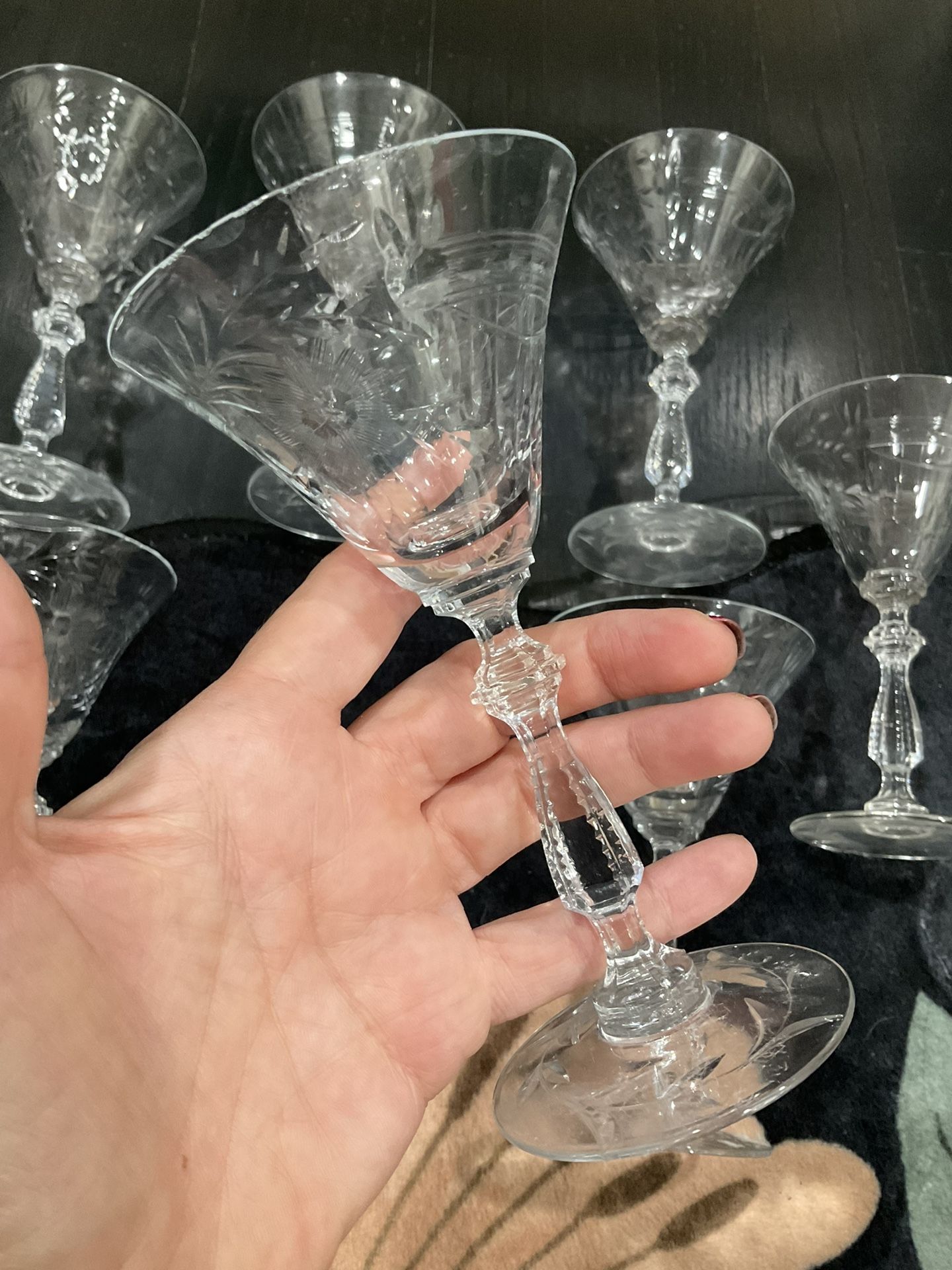 7 PIECE VINTAGE 6” CRYSTAL STEMMED COCKTAIL GLASSES