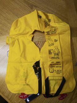 Vintage 1977 Eastern Aero Marine Life Preserver