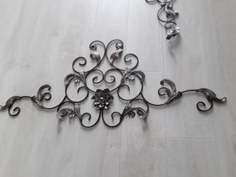 Iron/metal Wall Decor Like New In Spring Hill