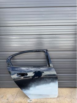 BMW 5 SERIES G60 ORIGINAL RIGHT PASSENGER REAR DOOR SHELL 2024/2025/2026