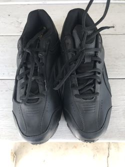 Men’s work shoes