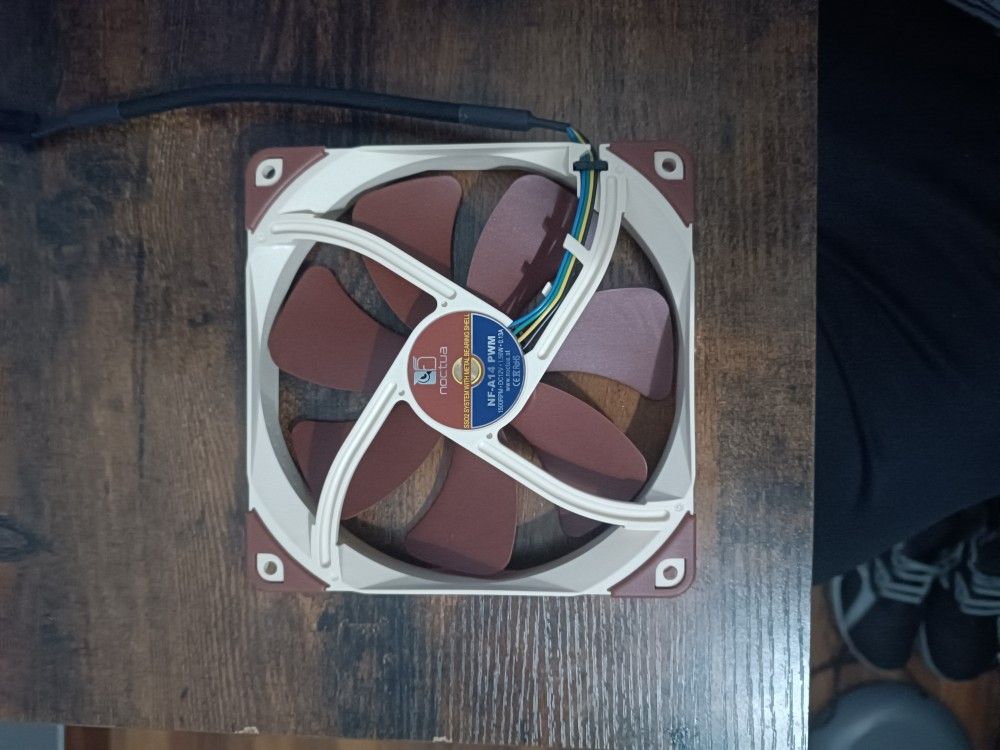 Noctua 140mm Case Fan