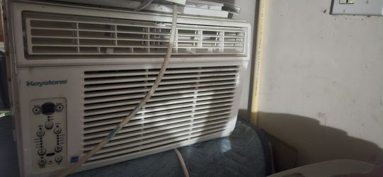 Air Conditioner: Keystone And GE