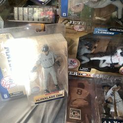 MCFARLEN DOLL NEW YORK YANKEE LOT