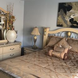 Queen Size Bed set + Dresser 