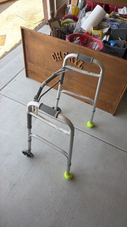 Guardian Folding Walker