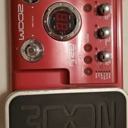 Zoom Bass Pedal, This Little Pedal Has An Incredible Amount Of Power Effects Almost Everything You Need With The Tap Of The Foot Like New