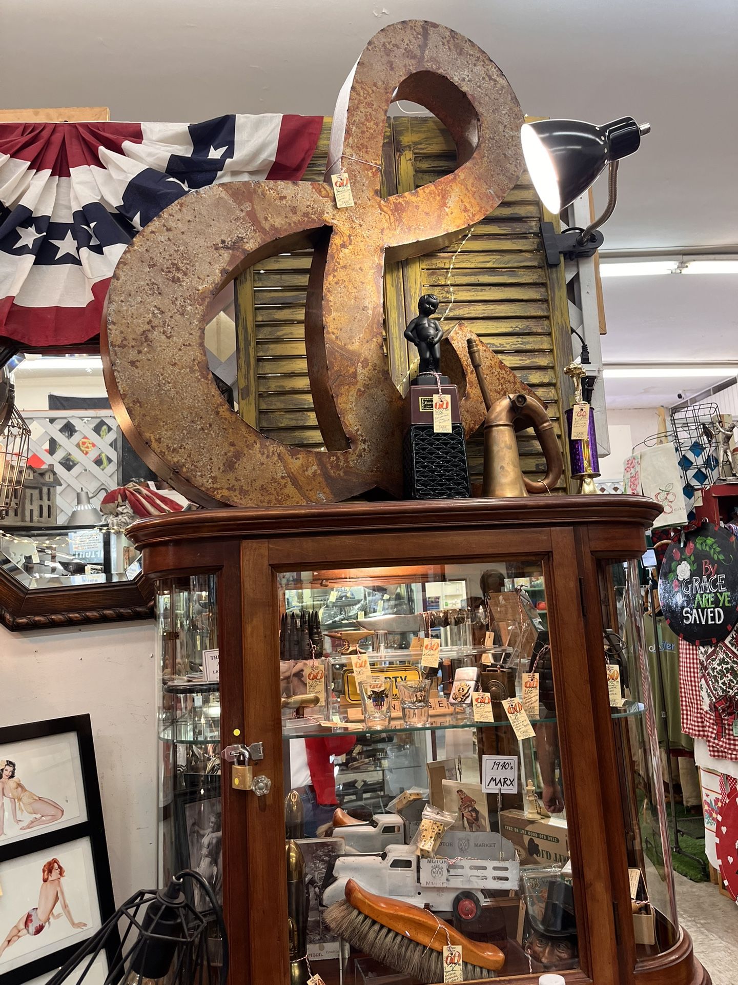 X-large Metal Ampersand Sign