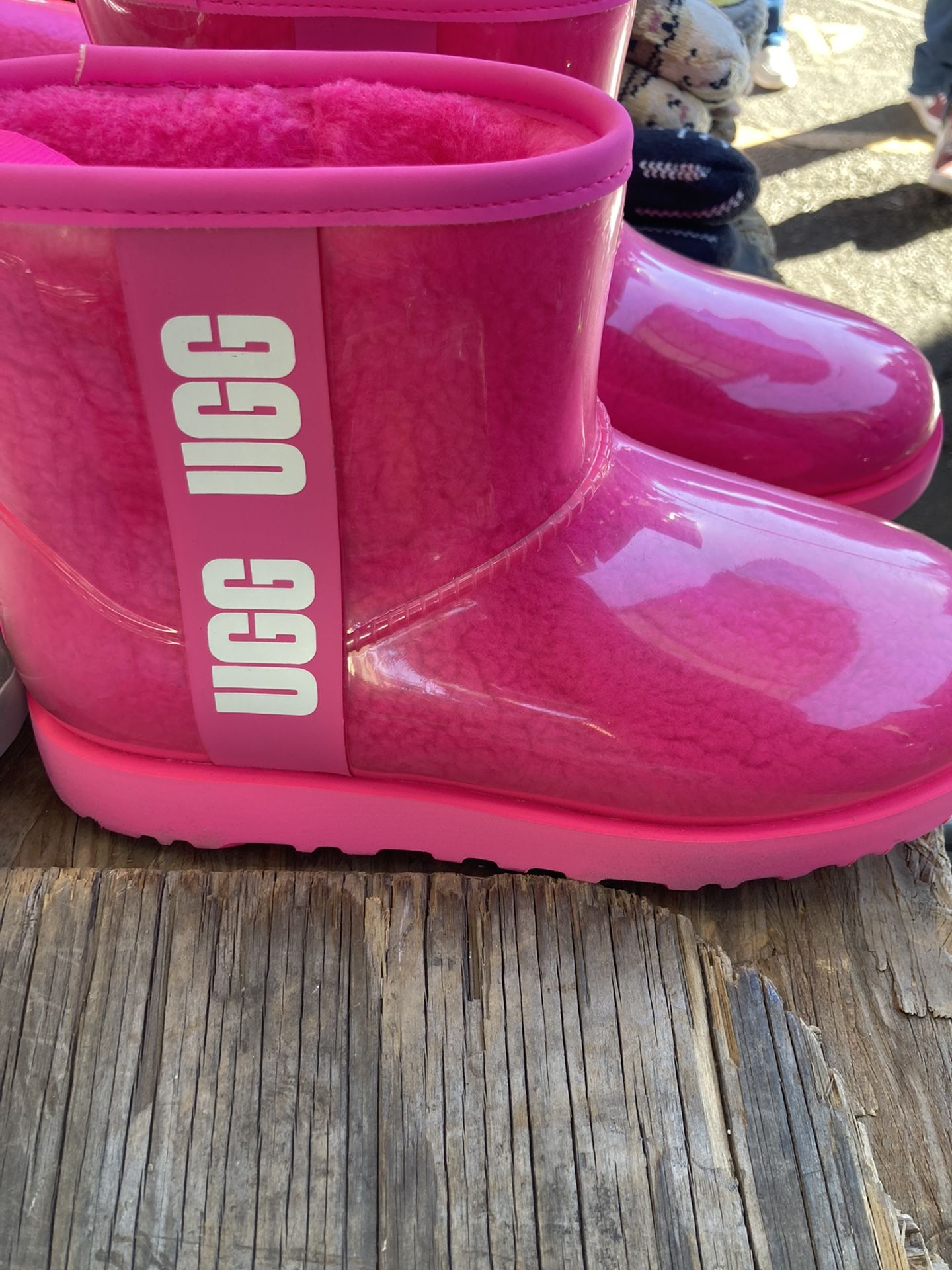 Ugg