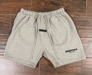 Fear of God Essentials Sweatshorts ‘Dark Oatmeal’