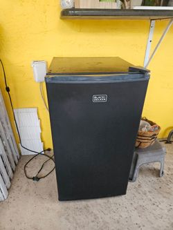 Small refrigerator