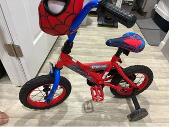 Children’s Spider-Man bike and knee pads