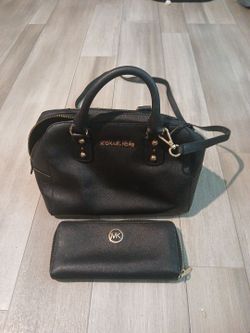 Michael Kors Black Saffiano Handbag and Wallet Set
