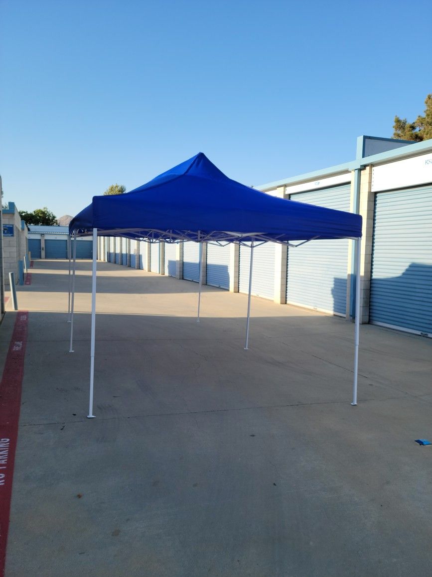 20x10 Pop Up Canopy Tent Portable Heavy Duty  Instant CanopiesBrand new in the box 

Heavy duty 

I have it in black,  white and blue color 

Located 