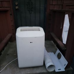 LG Digital 8,000 BTU 3 in 1 Portable Air Conditioner, Dehumidifier And Fan