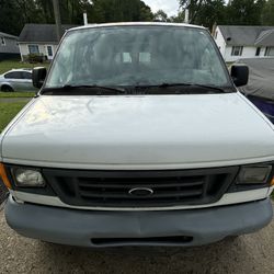 2006 Ford E-250