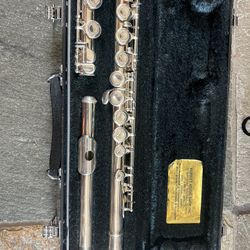 Yamaha Flute 