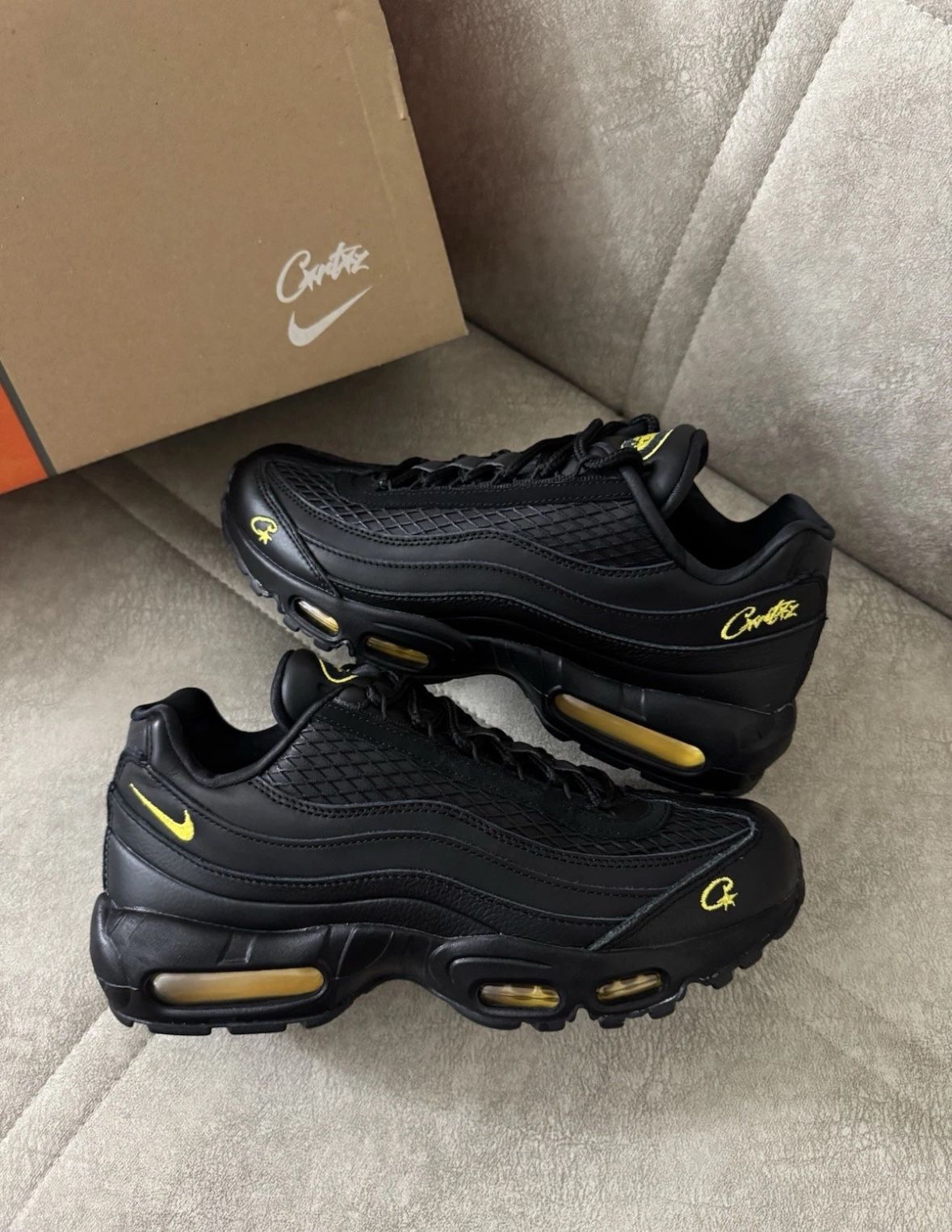 CORTEIZ AIR MAX HONEY BLACK SIZE 9