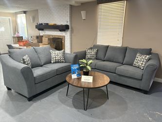 New Sofa & Loveseat Set
