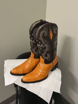 Men’s Boots Size 11-1/2 (Mexico 28-1/2 or US Size 29-1/2). Very Nice and Good Condition !! By Veterano Boots.