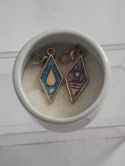 Trinket Box With 2 Charms
