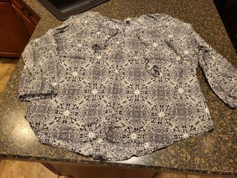 Women 3xl Vomo Vintage black/white snowflake print design half sleeve blouse Lot 117