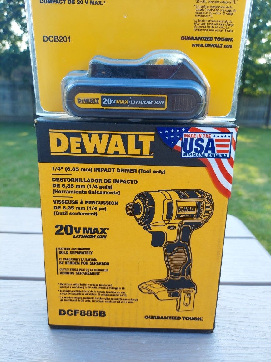 DEWALT 20V MAX* DRIVE