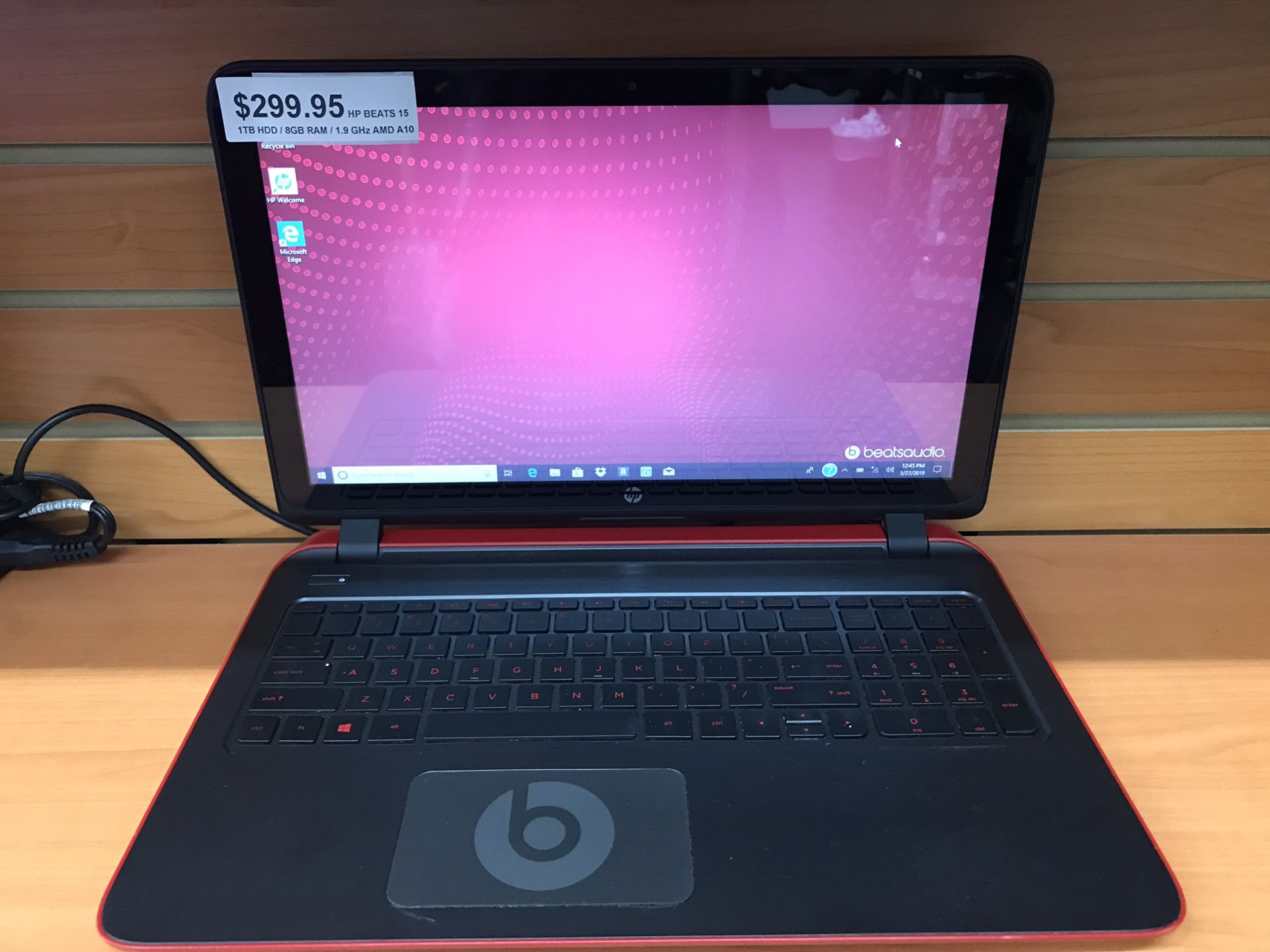 HP Pavilion Beats Special Edition 15.6” 15-p390nr Touch Screen Laptop