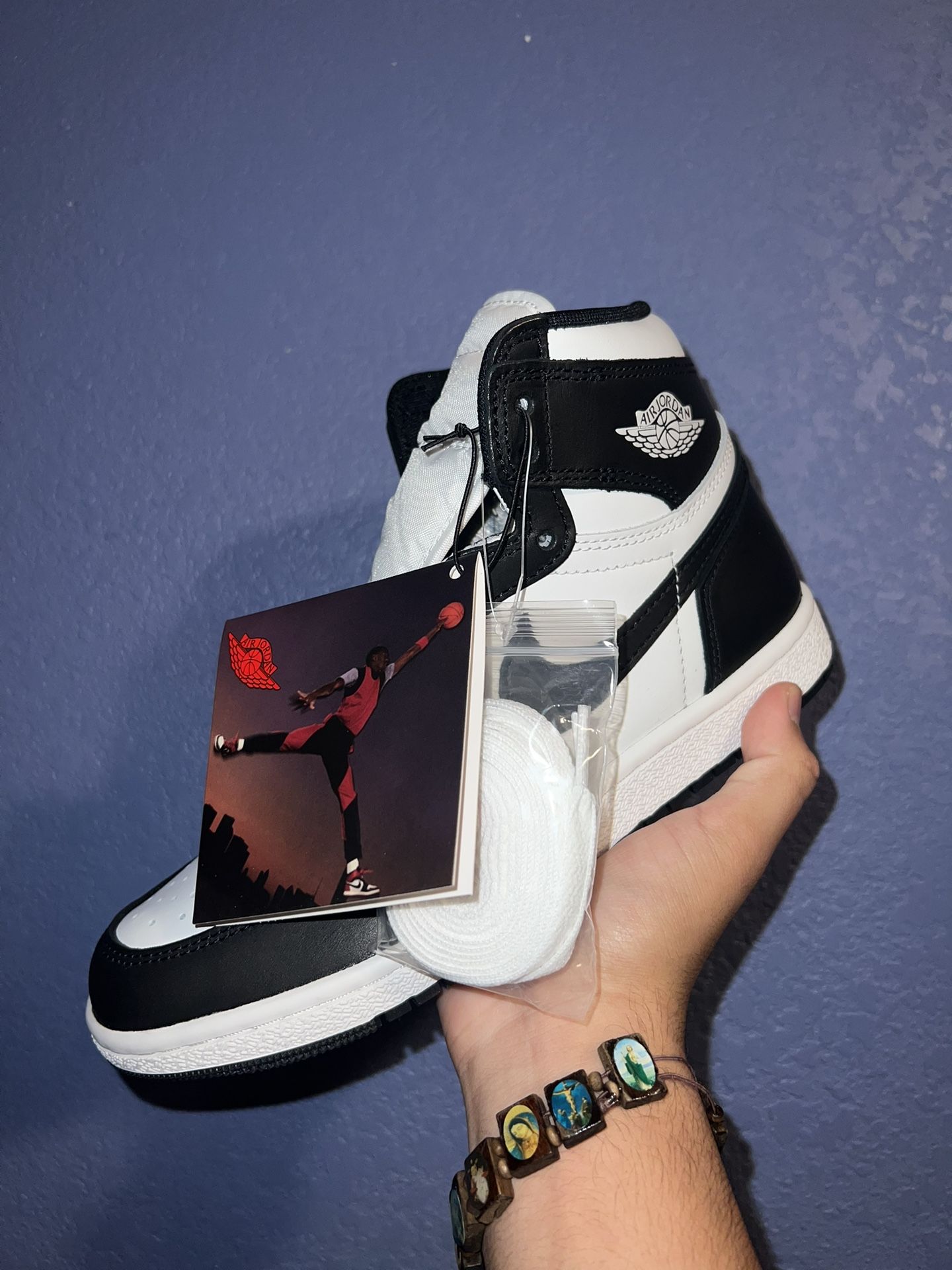 Jordan 1 High Black White 85