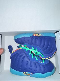 Nike baby shoes size 5c