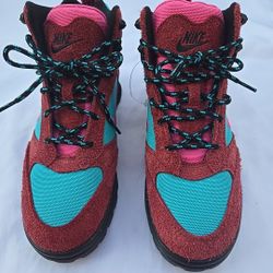 Nike ACG Boots New Without Box Suede Burgundy, Pink, Teil Design FD0212-600 Size 7.5  