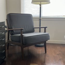 Mid-Century Modern Walnut Sculpted Lounge Chair by Viko Baumritter
