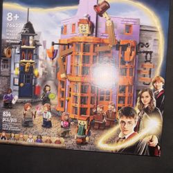Lego Set Harry Potter ( Diagon Alley: Weasleys’ Wizard Wheezes )