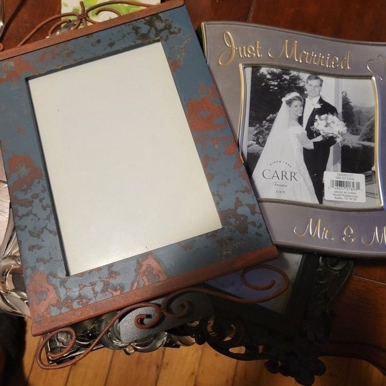 Wedding & Family Frames!