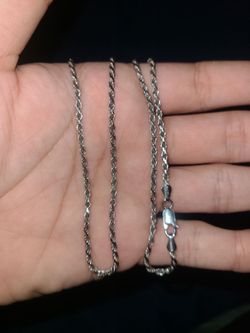 Silver rope chain