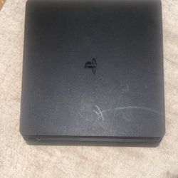 PS4 For Sale Comes Wit 1 Controller And Streaming Webcam