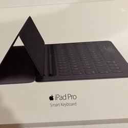 iPad Pro 12.9” Smart Keyboard Fits Gen 1and 2 Open Box. Plus A Case Cover That Works With It To Protect Rest Of iPad-Normal Wear Non Apple 12.9”