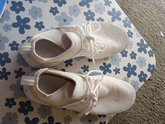 Women's Presto Mesh Nikes