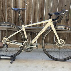 size 49 - 2024 cannondale synapse 2 Chalk color