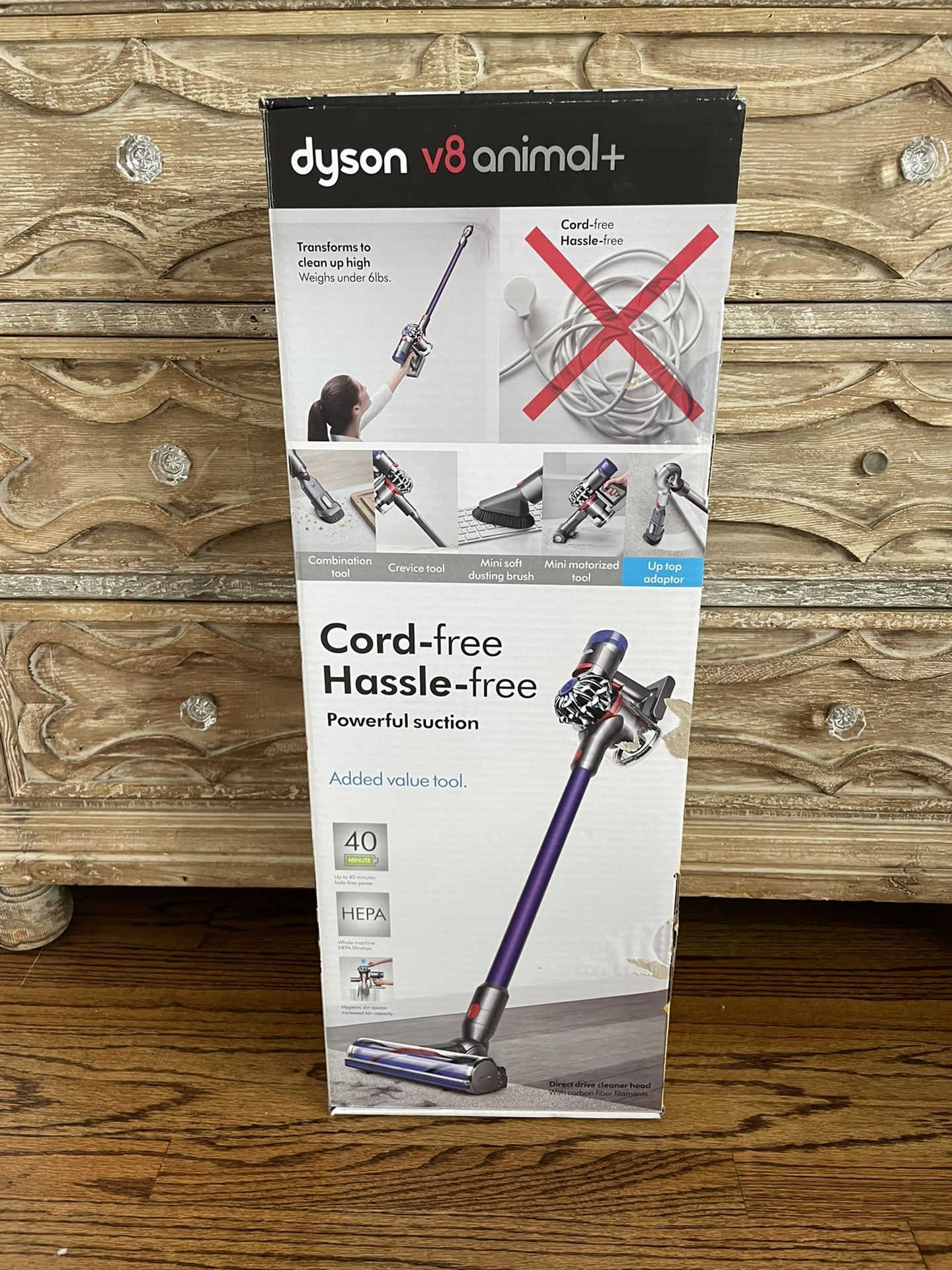 Dyson V8 Animal Cord-free Stick Vacuum in Nickel/Titanium