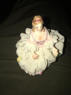 Antique Dresden MZ Ireland figurine