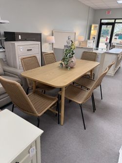 Dining set (FREE 24H DELIVERY)