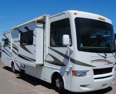 2011 Keystone Hurricane 31 Motorhome with 2 Slide outs