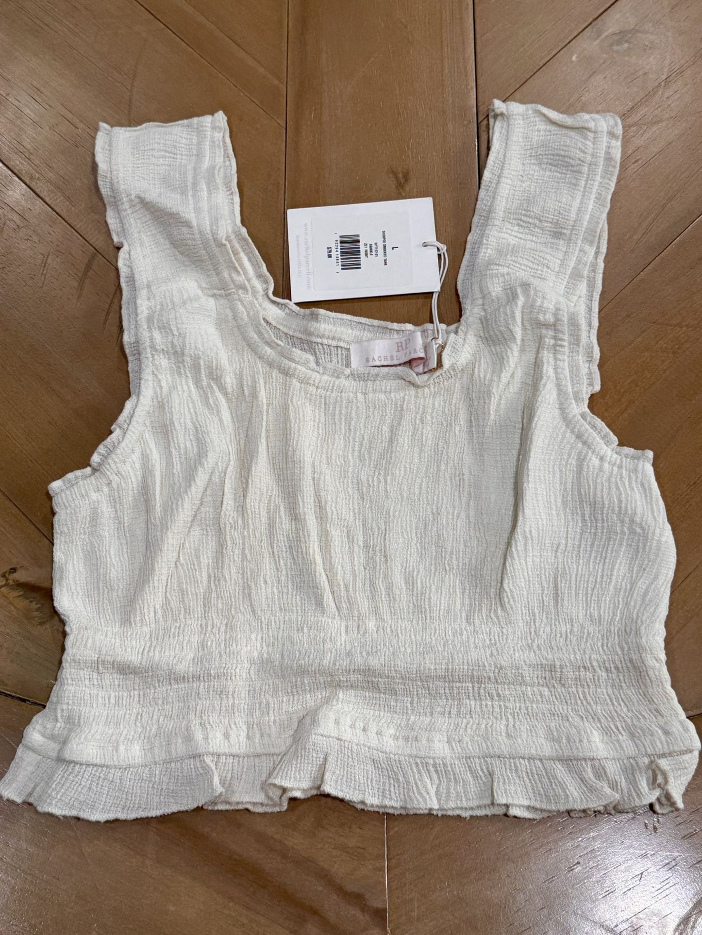 Rachel Parcell scooped smocked tank