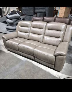 Mason italian leather power recliner Costco sells $1599